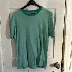 Green old navy T shirt